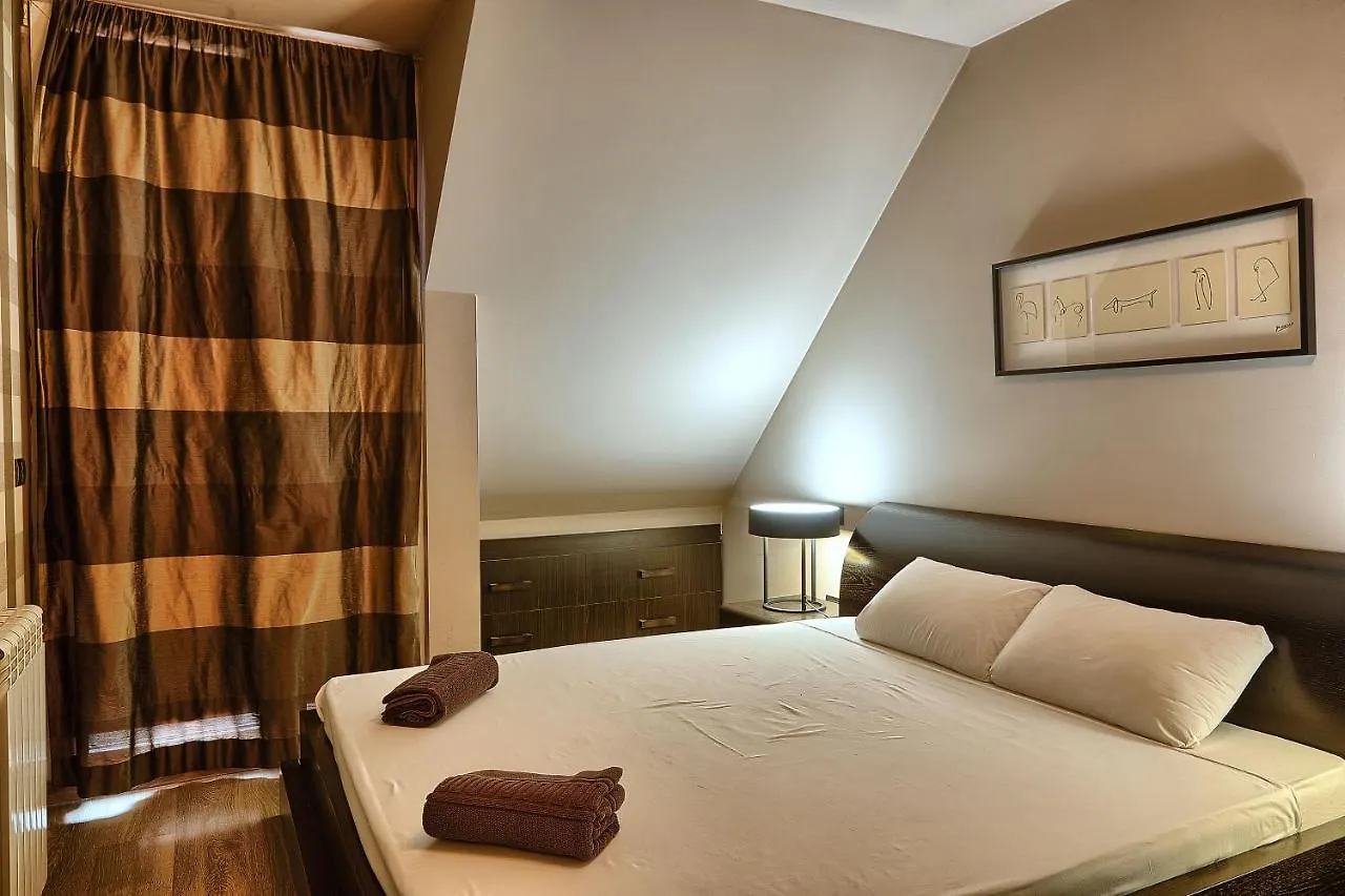 Baratero Terrasse Apartment + Free Parking Sofia
